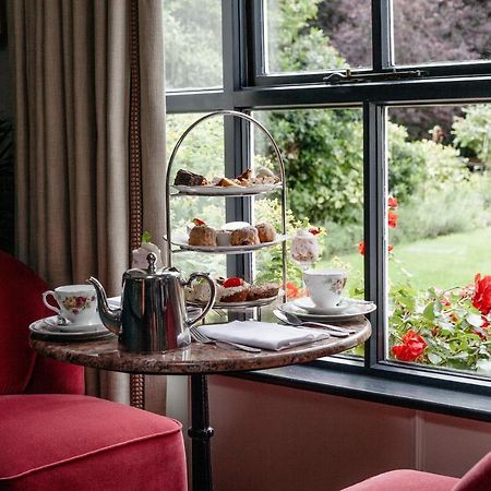 The Station House Hotel Kilmessan Esterno foto